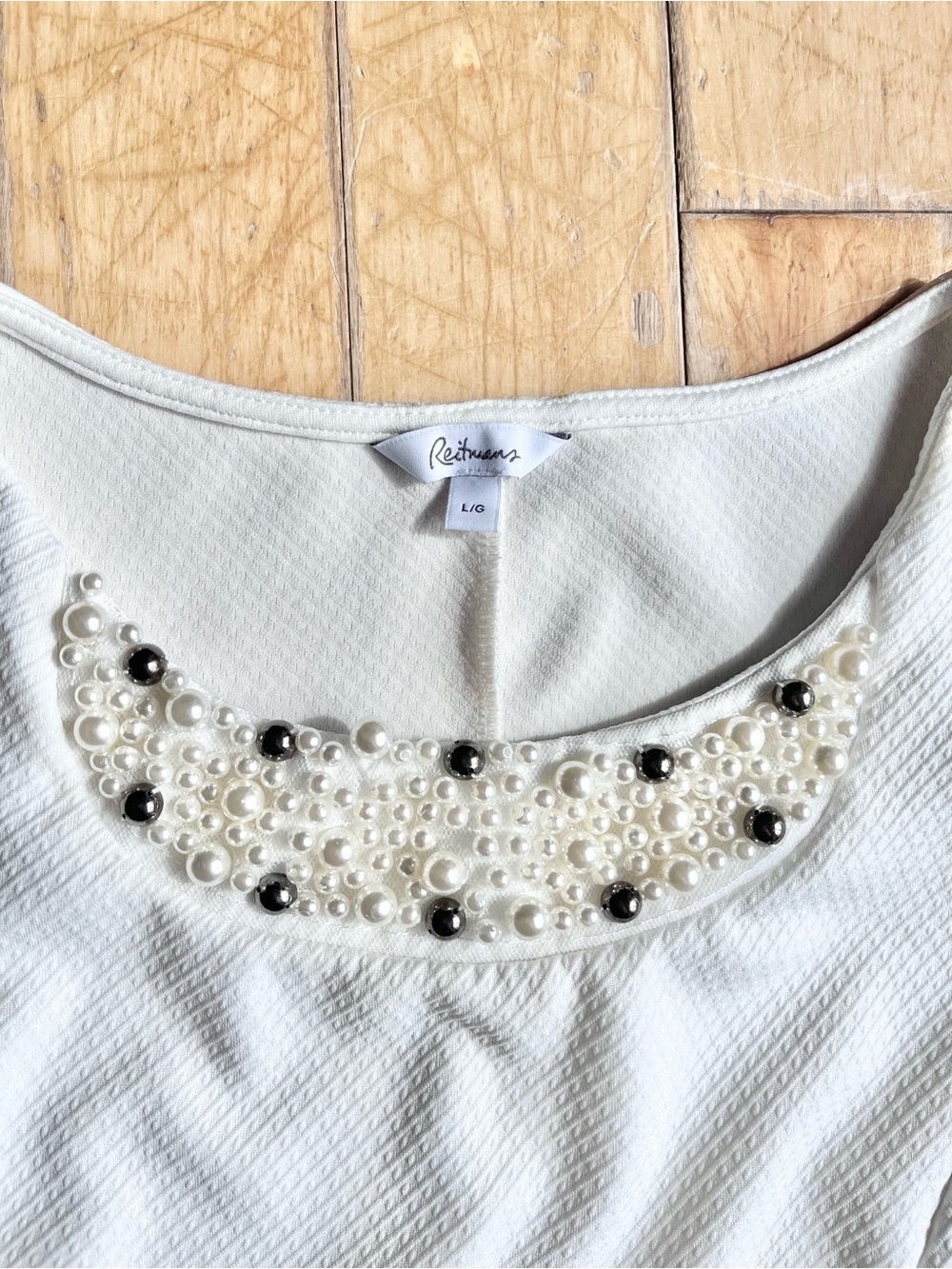 Reitmans Textured Peplum Top with Pearl Embellished Neckline Size Large - Picture 2 of 5